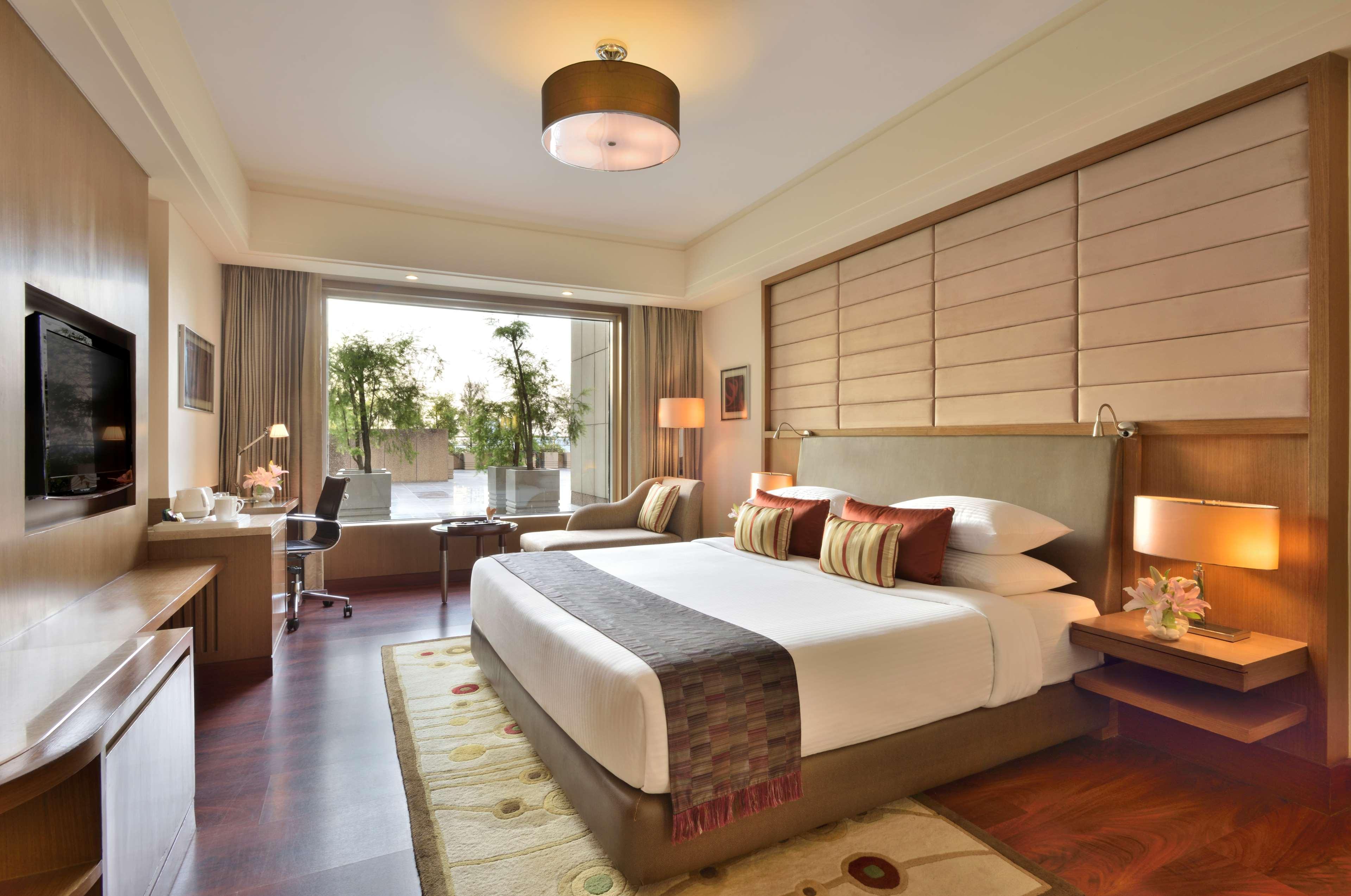 Radisson Blu Hotel, Hotel