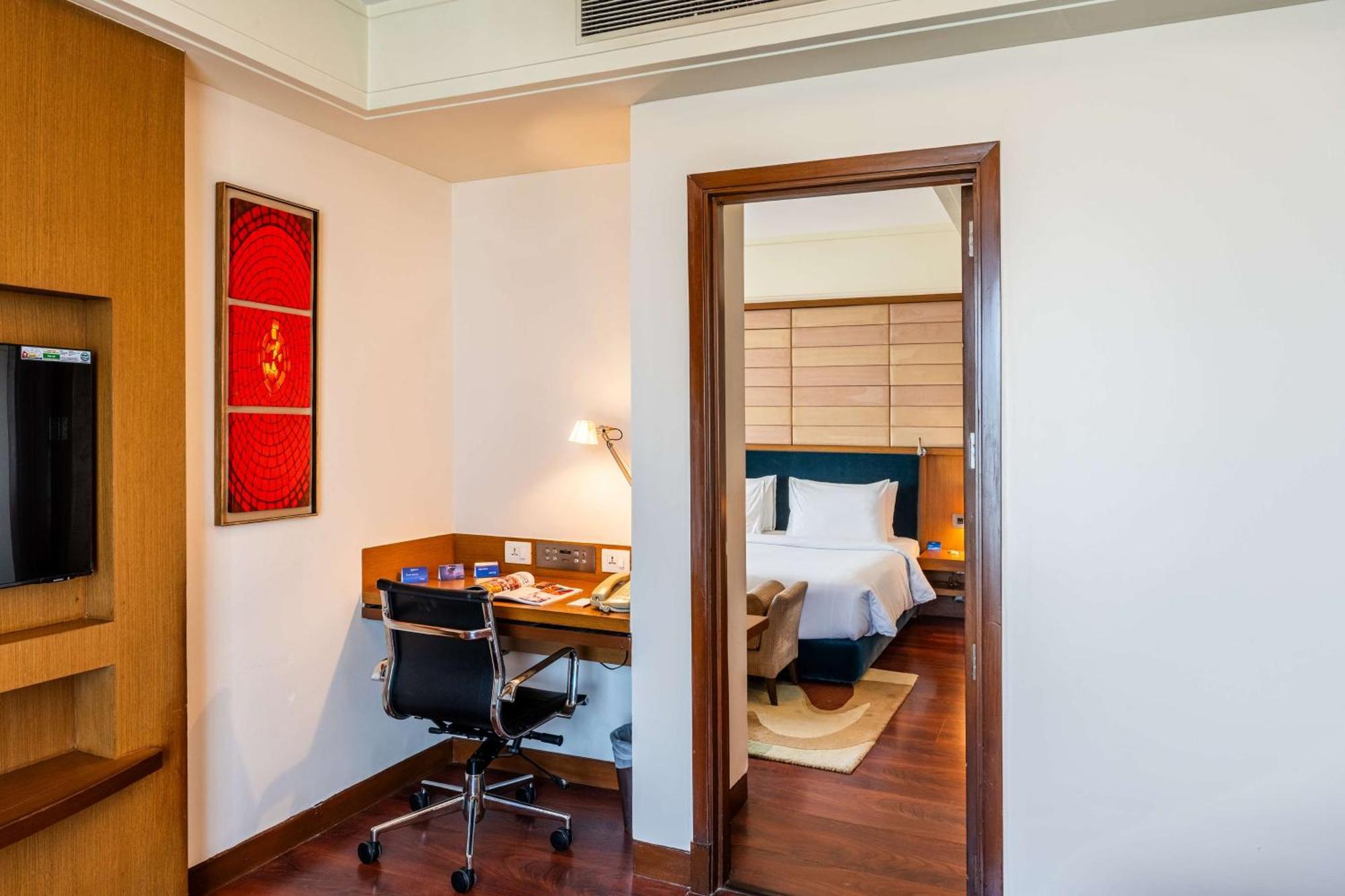 Radisson Blu Hotel, Hotel